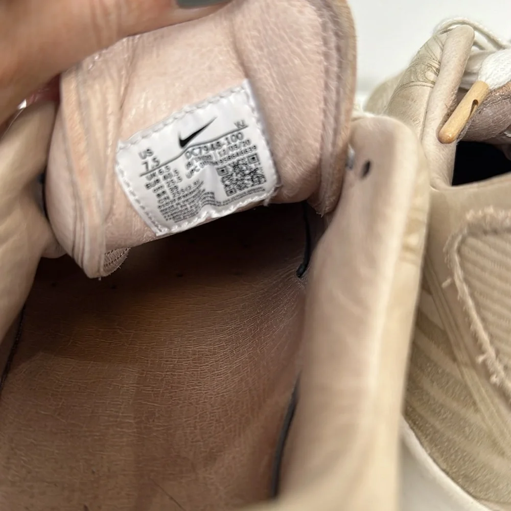 NIKE AIR MAX 90 QS LASER - natural tan color